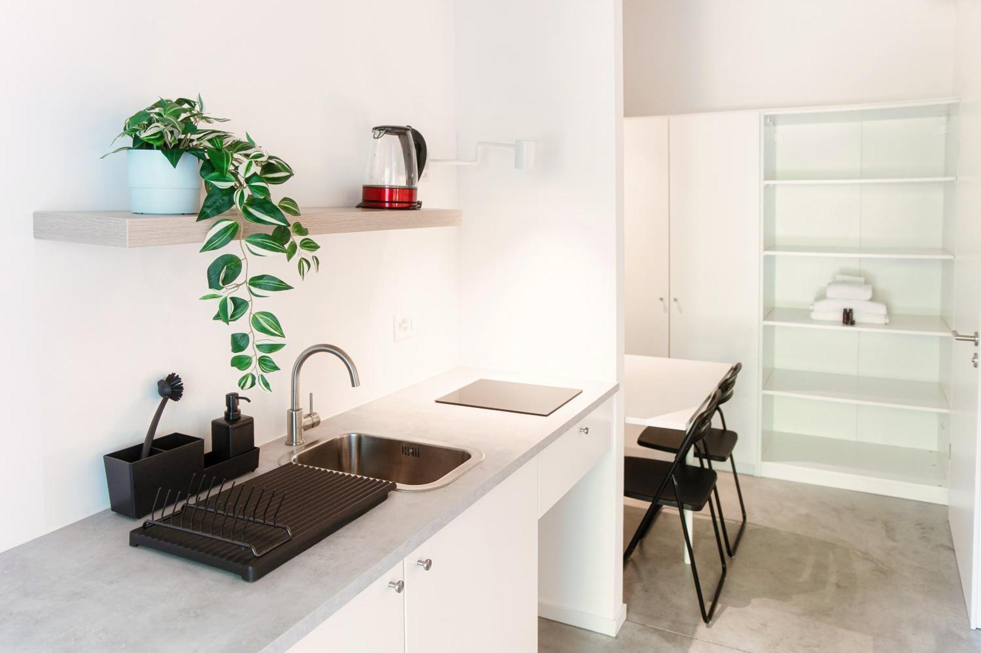 Le Betulle Studios By Quokka 360 - Studio Apartments By The Origlio Lake 외부 사진