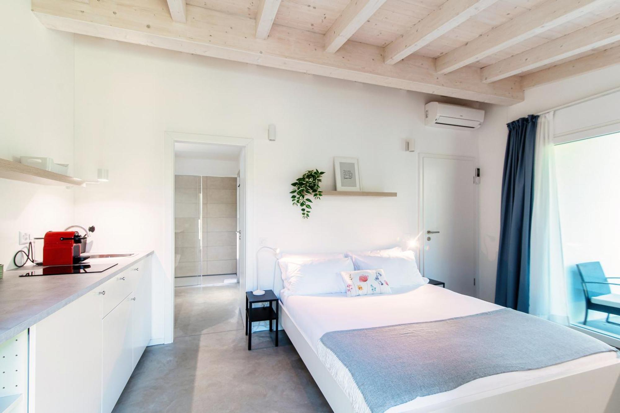 Le Betulle Studios By Quokka 360 - Studio Apartments By The Origlio Lake 외부 사진