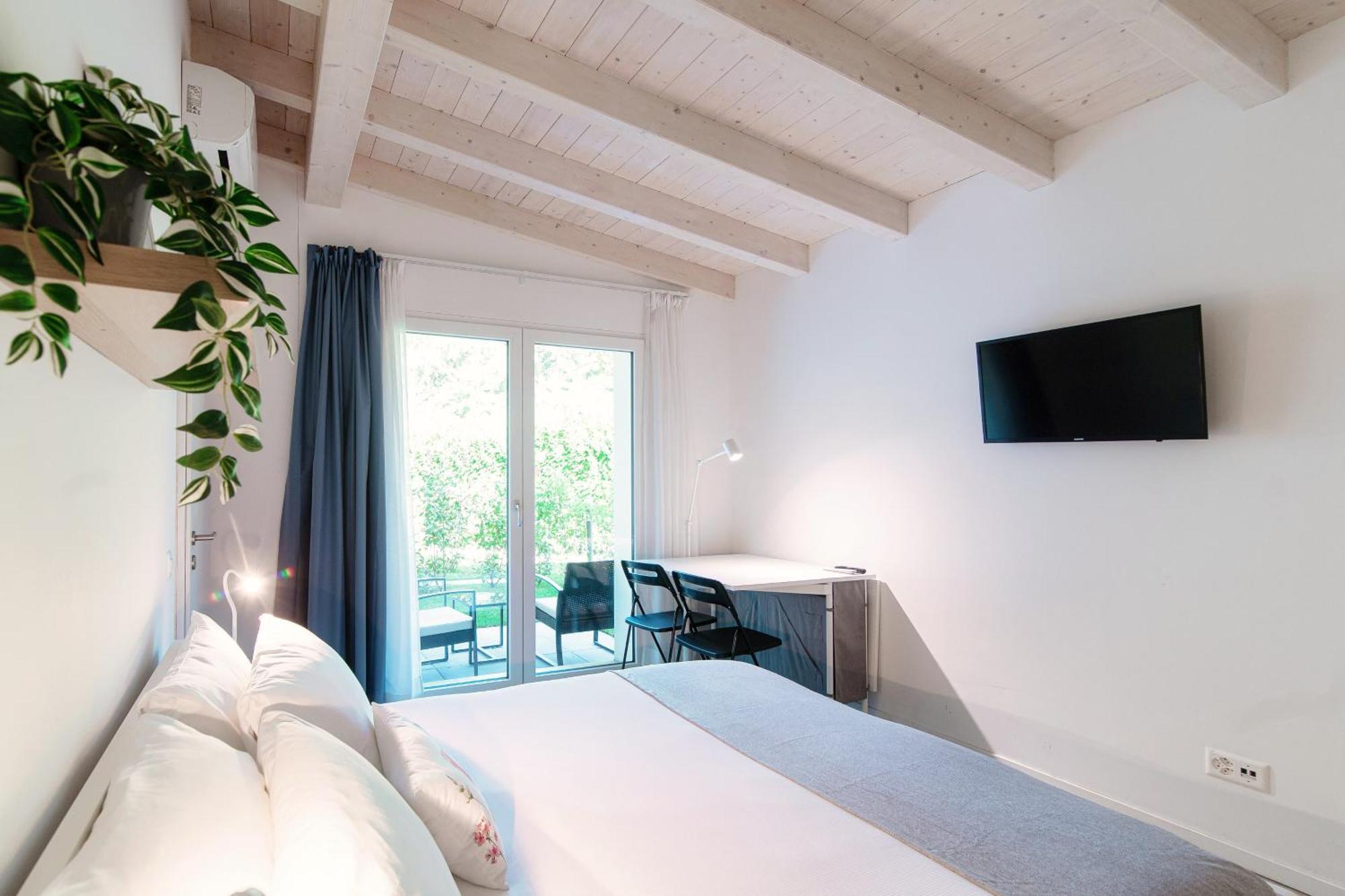 Le Betulle Studios By Quokka 360 - Studio Apartments By The Origlio Lake 외부 사진