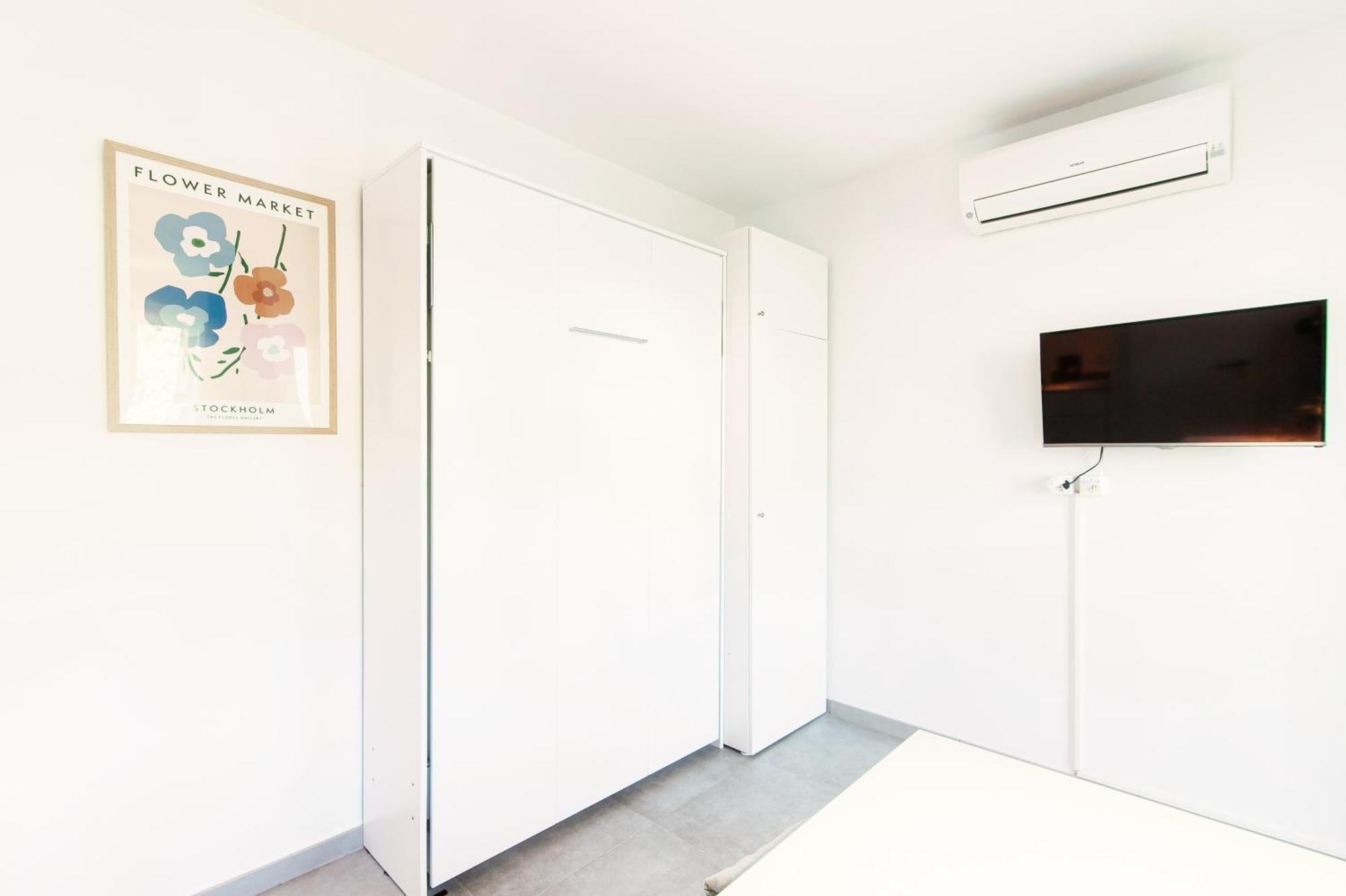 Le Betulle Studios By Quokka 360 - Studio Apartments By The Origlio Lake 외부 사진